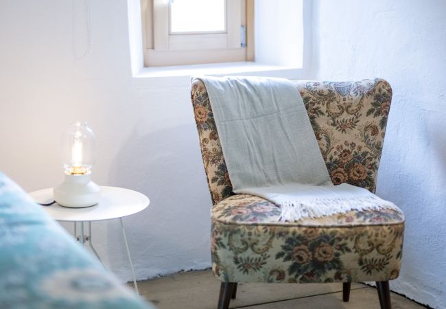 Ferienhaus in Scuol - San Geer Sains: Charmantes 5.5-Zimmer-Haus im alten Dorfteil von Scuol Ferienhaus in Scuol - San Geer Sains: Charmantes 5.5-Zimmer-Haus im alten Dorfteil von Scuol