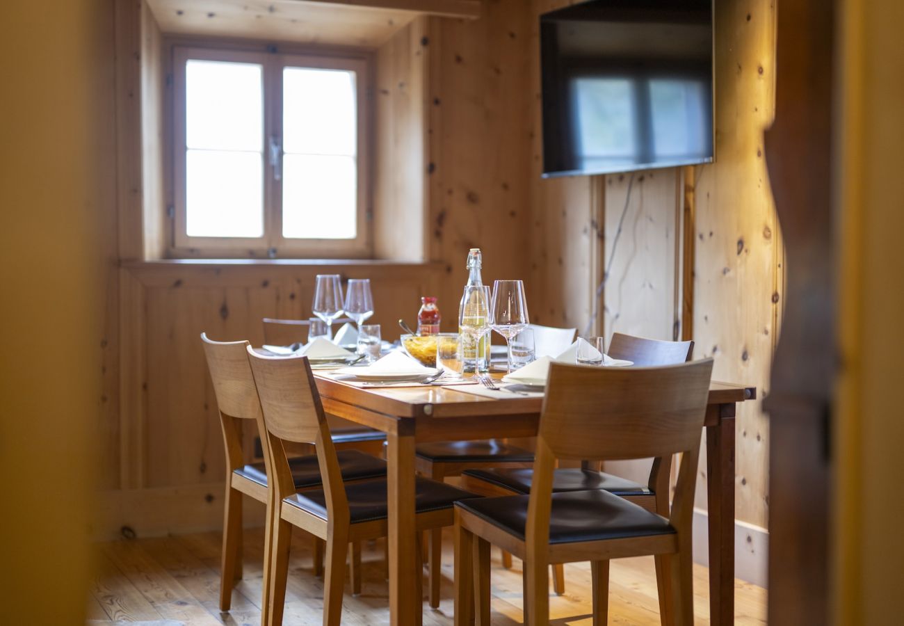 Ferienwohnung in Scuol - San Geer Sains - Charmantes 4.5 Haus im alten Dorfteil