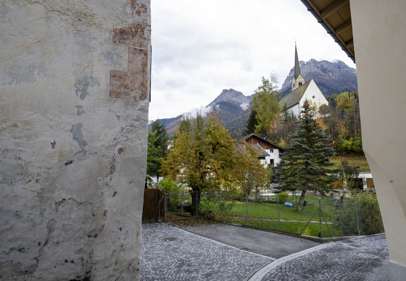 Ferienwohnung in Scuol - San Geer Sains - Charmantes 4.5 Haus im alten Dorfteil