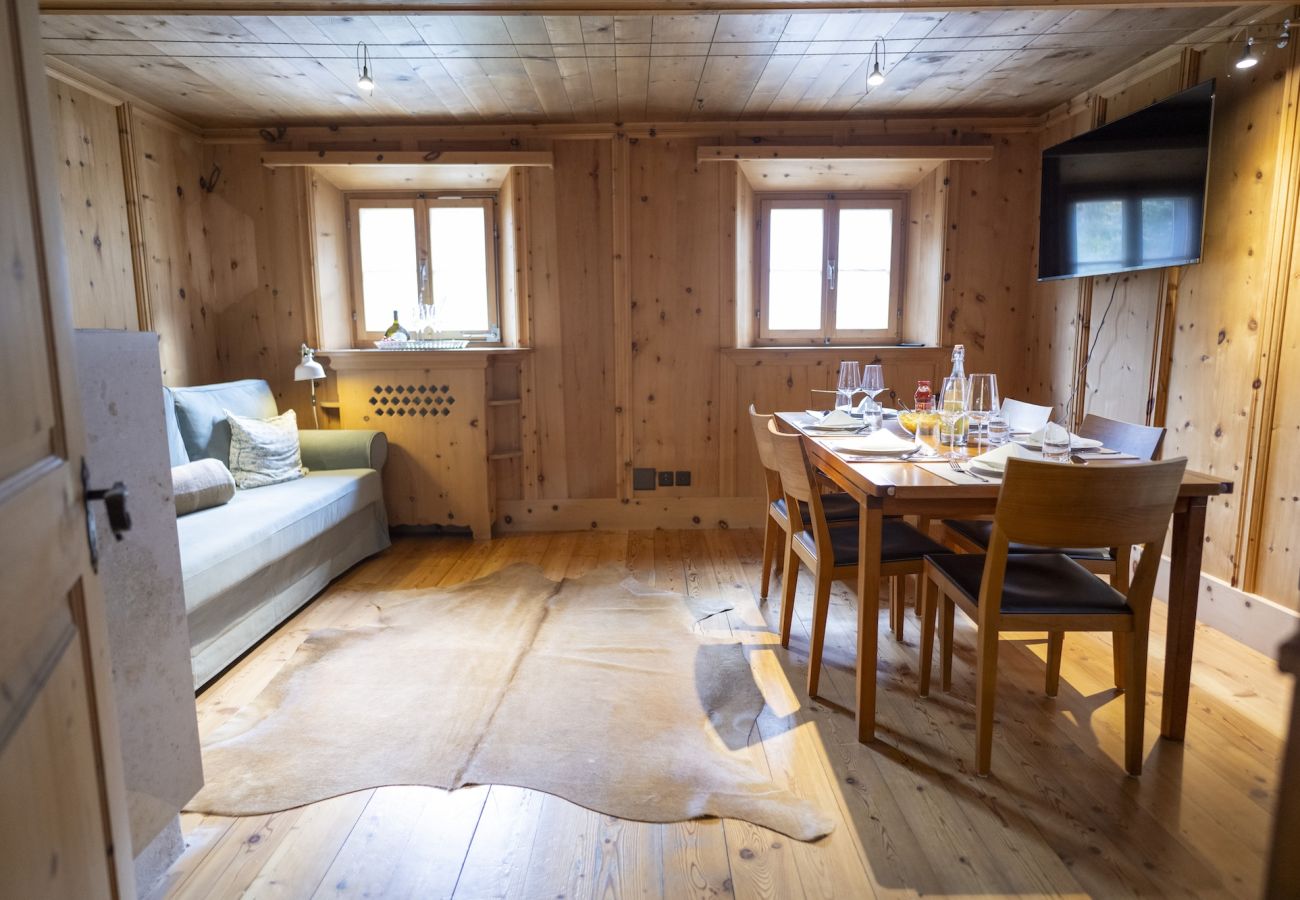 Ferienwohnung in Scuol - San Geer Sains - Charmantes 4.5 Haus im alten Dorfteil