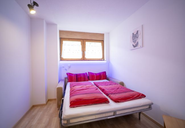 Ferienwohnung in Scuol - Chasa Serras Reitberger: 3.5-Zimmerwohnung bei Loipe & Skibushaltestelle Ferienwohnung in Scuol - Chasa Serras Reitberger: 3.5-Zimmerwohnung bei Loipe & Skibushaltestelle
