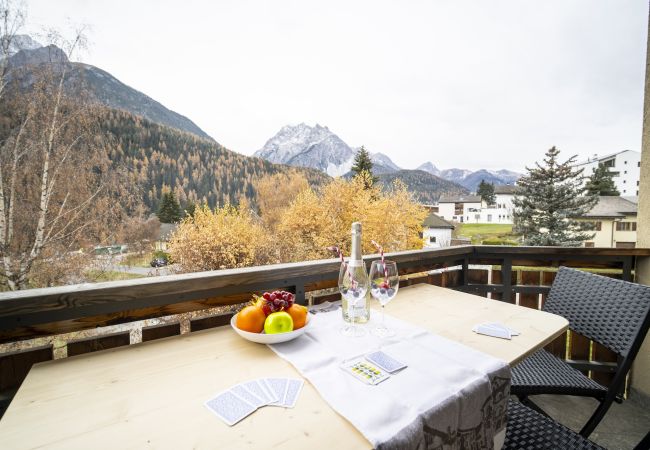 Ferienwohnung in Scuol - Chasa Serras - Abderhalden: Ideal gelegene, gemütliche 3.5 Zimmerwohnung Ferienwohnung in Scuol - Chasa Serras - Abderhalden: Ideal gelegene, gemütliche 3.5 Zimmerwohnung
