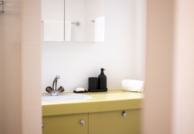 Ferienwohnung in Scuol - Chasa Serras - Abderhalden: Ideal gelegene, gemütliche 3.5 Zimmerwohnung Ferienwohnung in Scuol - Chasa Serras - Abderhalden: Ideal gelegene, gemütliche 3.5 Zimmerwohnung