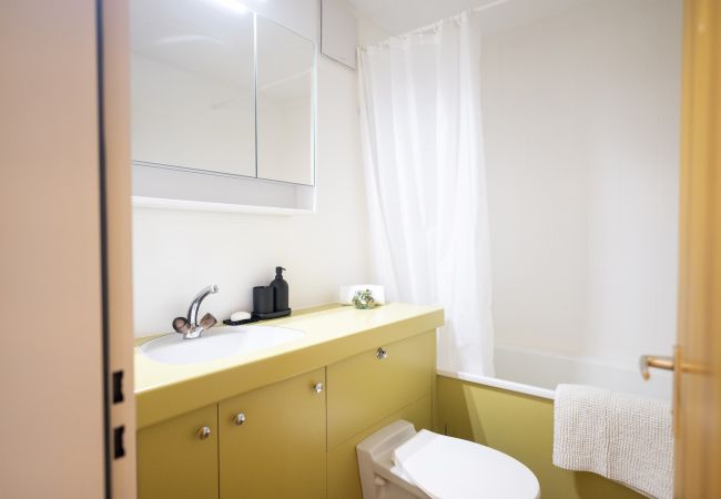 Ferienwohnung in Scuol - Chasa Serras - Abderhalden: Ideal gelegene, gemütliche 3.5 Zimmerwohnung Ferienwohnung in Scuol - Chasa Serras - Abderhalden: Ideal gelegene, gemütliche 3.5 Zimmerwohnung