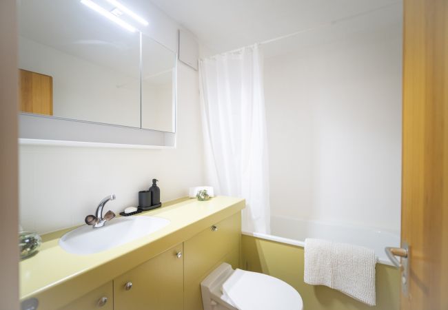 Ferienwohnung in Scuol - Chasa Serras - Abderhalden: Ideal gelegene, gemütliche 3.5 Zimmerwohnung Ferienwohnung in Scuol - Chasa Serras - Abderhalden: Ideal gelegene, gemütliche 3.5 Zimmerwohnung