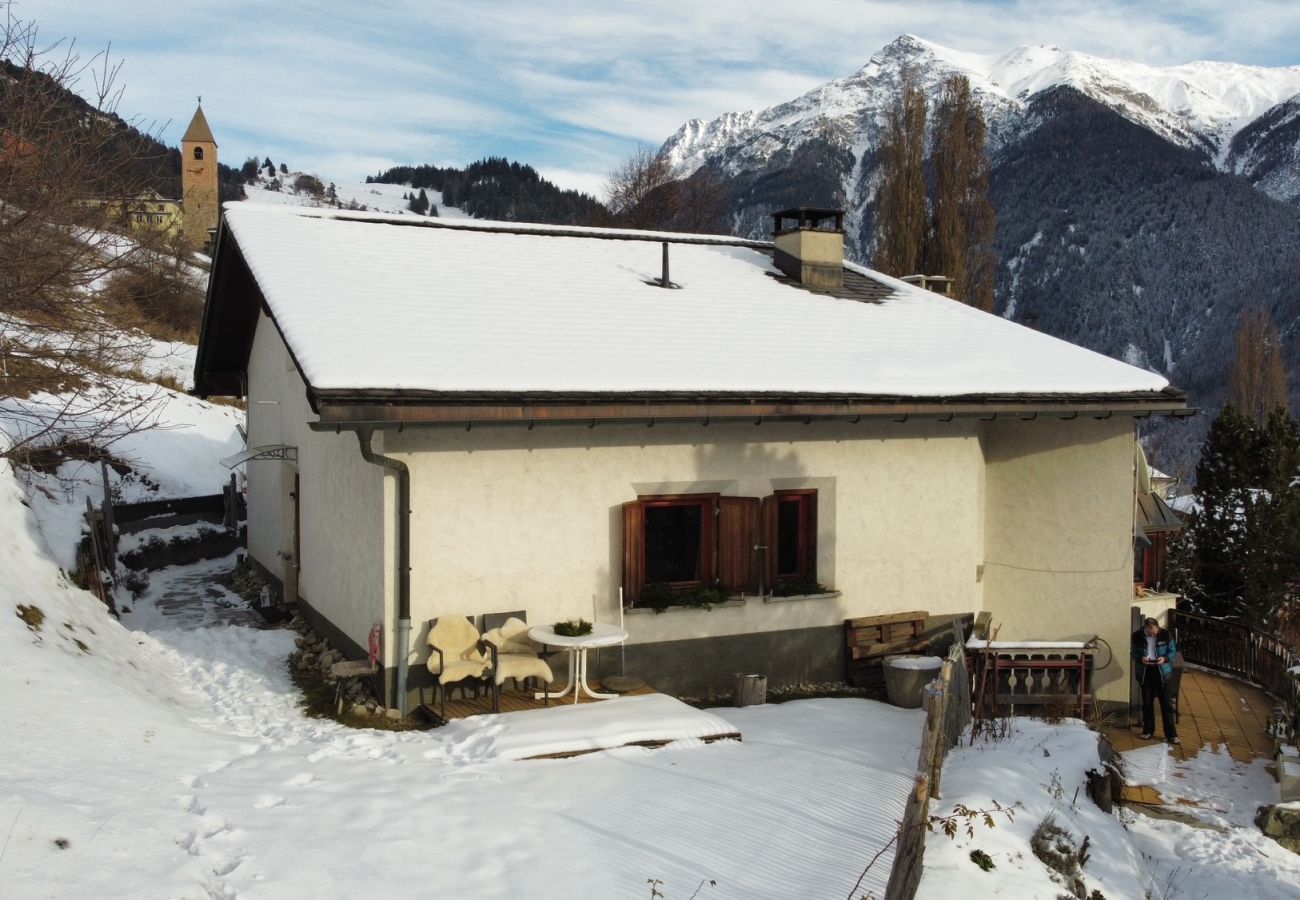 Ferienwohnung in Ramosch - Chasa Patgific Wohnung: Gemütliches 3-Zimmer-Ferienhaus mit Komfort in Ramosch