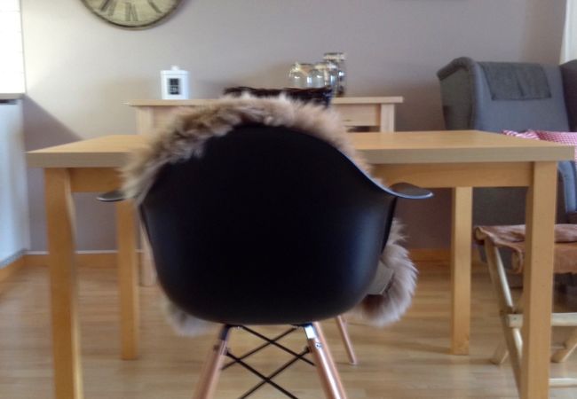 Studio in Vulpera - Valluns Studio 5306: Charmantes 1,5-Zimmer-Refugium mit Blick auf das atemberaubende Tal Studio in Vulpera - Valluns Studio 5306: Charmantes 1,5-Zimmer-Refugium mit Blick auf das atemberaubende Tal