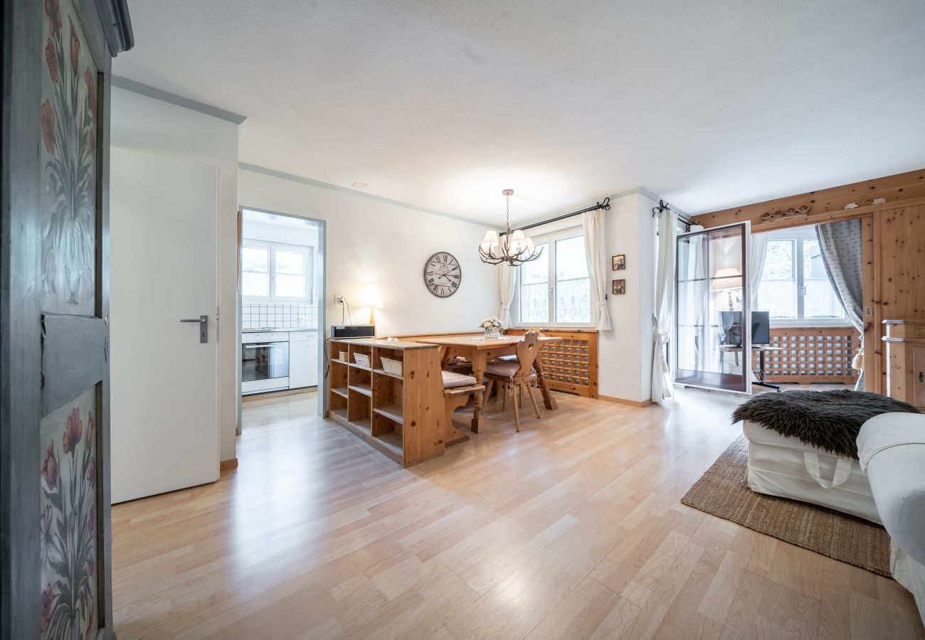 Ferienwohnung in Vulpera - Chasa Valluns - 5302: Grosszügige 3.5 Zimmer Wohnung mit stilvoller Einrichtung
