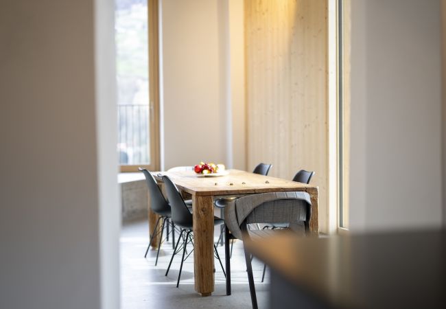 Ferienwohnung in Tarasp - Chasa Chaposch – Tradition trifft Komfort in einem exklusiv renovierten Engadinerhaus Ferienwohnung in Tarasp - Chasa Chaposch – Tradition trifft Komfort in einem exklusiv renovierten Engadinerhaus