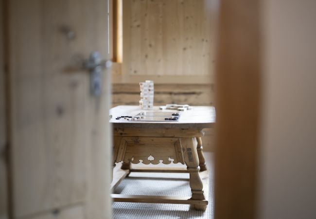 Ferienwohnung in Tarasp - Chasa Chaposch – Tradition trifft Komfort in einem exklusiv renovierten Engadinerhaus Ferienwohnung in Tarasp - Chasa Chaposch – Tradition trifft Komfort in einem exklusiv renovierten Engadinerhaus