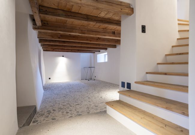 Ferienwohnung in Tarasp - Chasa Chaposch – Tradition trifft Komfort in einem exklusiv renovierten Engadinerhaus Ferienwohnung in Tarasp - Chasa Chaposch – Tradition trifft Komfort in einem exklusiv renovierten Engadinerhaus