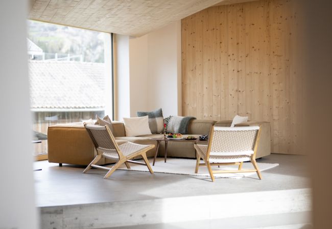 Ferienwohnung in Tarasp - Chasa Chaposch – Tradition trifft Komfort in einem exklusiv renovierten Engadinerhaus Ferienwohnung in Tarasp - Chasa Chaposch – Tradition trifft Komfort in einem exklusiv renovierten Engadinerhaus