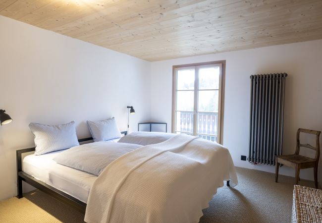Ferienwohnung in Tarasp - Chasa Chaposch – Tradition trifft Komfort in einem exklusiv renovierten Engadinerhaus Ferienwohnung in Tarasp - Chasa Chaposch – Tradition trifft Komfort in einem exklusiv renovierten Engadinerhaus