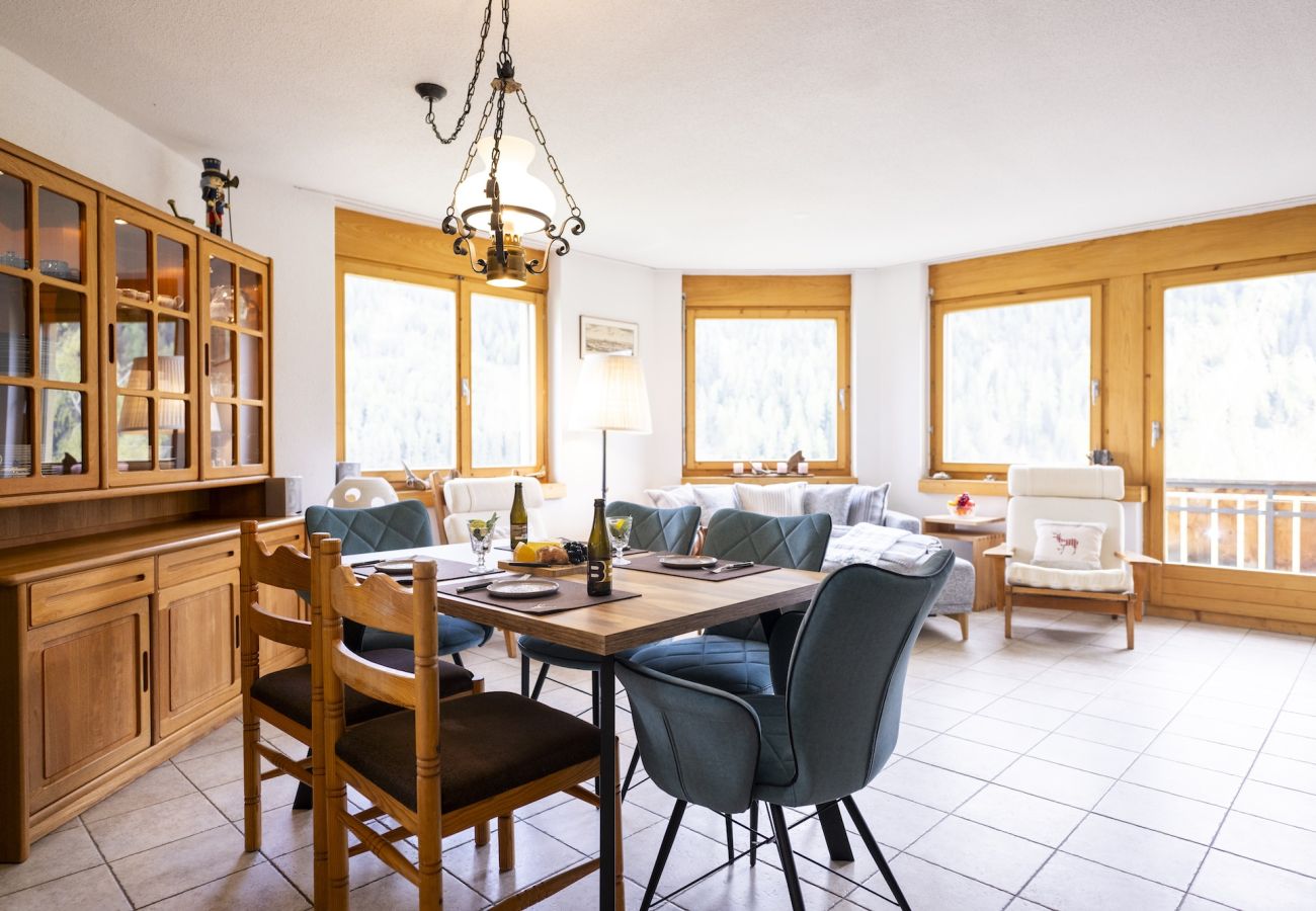 Ferienwohnung in Scuol - Chasa Serras - Adrian: Ideal gelegene, gemütliche 3.5 Zimmerwohnung