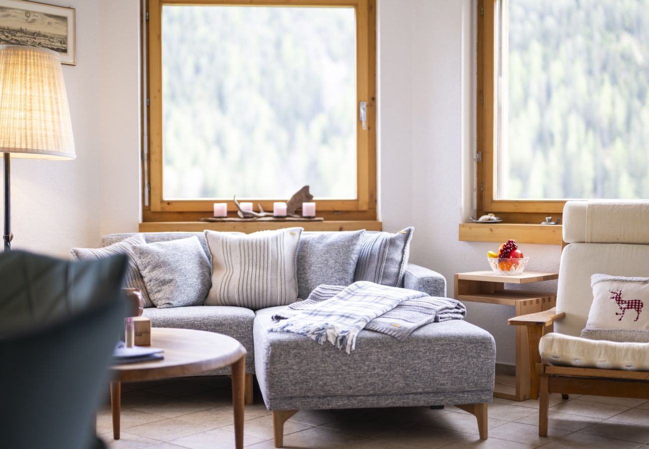 Ferienwohnung in Scuol - Chasa Serras - Adrian: Ideal gelegene, gemütliche 3.5 Zimmerwohnung