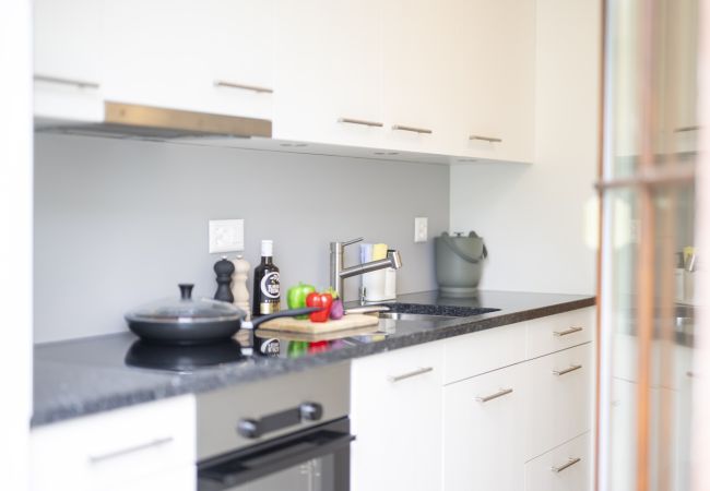 Ferienwohnung in Vulpera - Chasa Valbernard Stüvetta - Quivelda 4001: Hochwertige 3.5-Zimmerwohnung Ferienwohnung in Vulpera - Chasa Valbernard Stüvetta - Quivelda 4001: Hochwertige 3.5-Zimmerwohnung