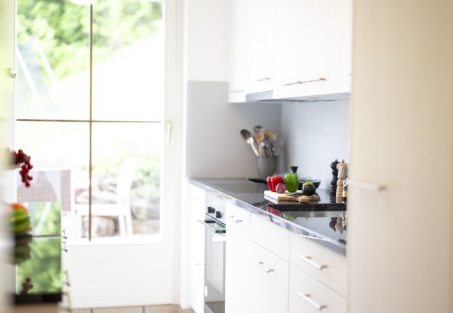 Ferienwohnung in Vulpera - Chasa Valbernard Stüvetta - Quivelda 4001: Hochwertige 3.5-Zimmerwohnung Ferienwohnung in Vulpera - Chasa Valbernard Stüvetta - Quivelda 4001: Hochwertige 3.5-Zimmerwohnung