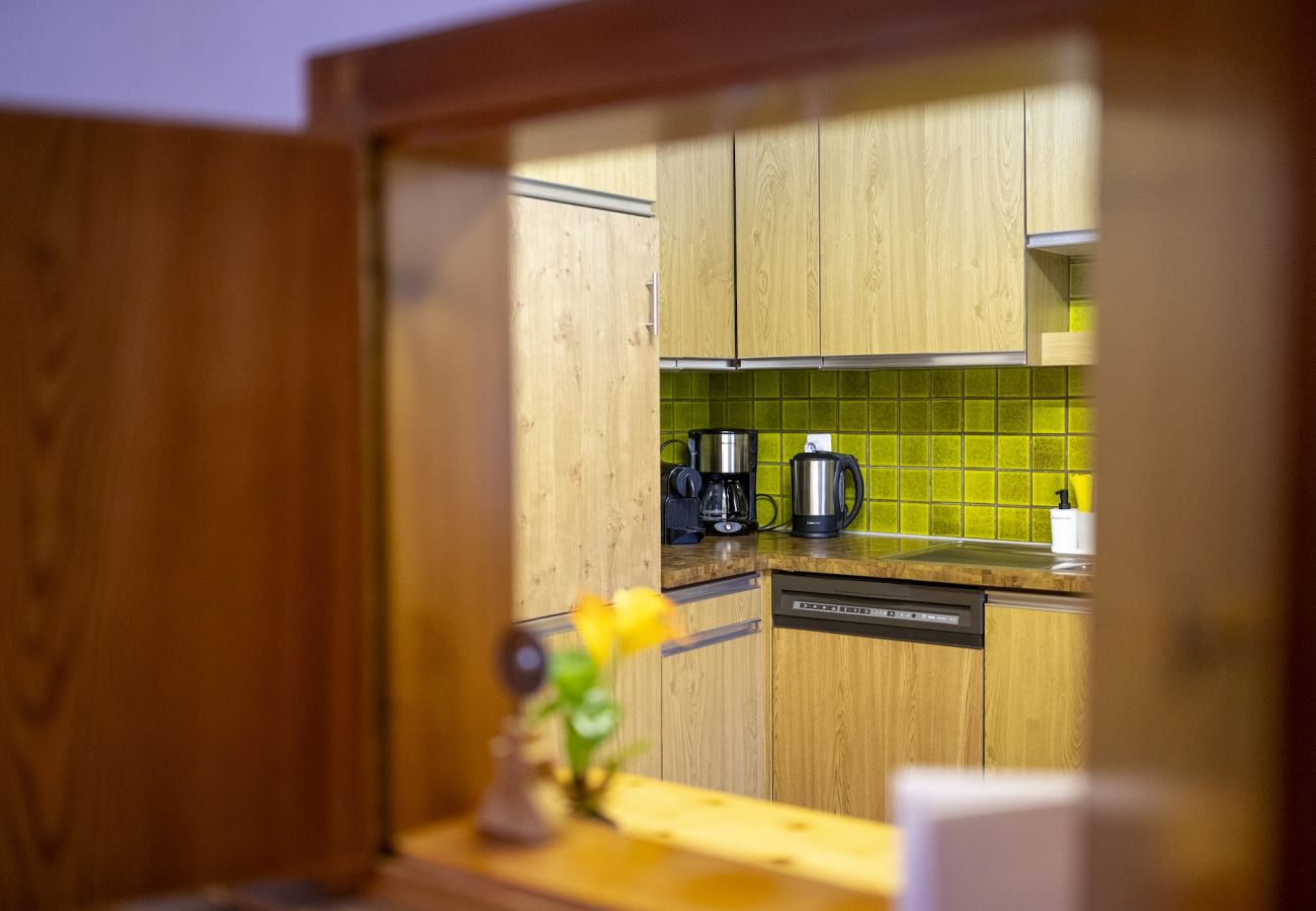 Ferienwohnung in Sent - Chasa Bügliet: Ferienwohnung im Dorfkern von Sent