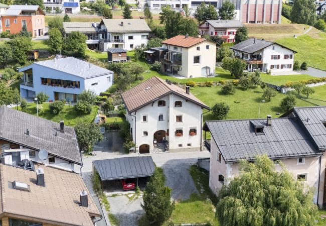 Ferienwohnung in Scuol - Chasa Porta 19: Praktische und gemütliche 4.5-Zimmer-Wohnung an zentraler Lage Ferienwohnung in Scuol - Chasa Porta 19: Praktische und gemütliche 4.5-Zimmer-Wohnung an zentraler Lage