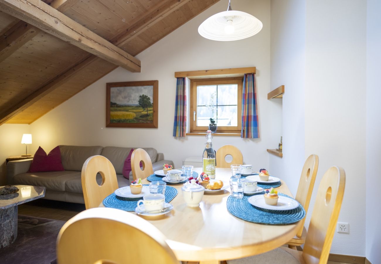 Ferienwohnung in Scuol - Chasa Porta 19:Praktische und gemütliche 3.5-Zimmer-Wohnung an zentraler Lage