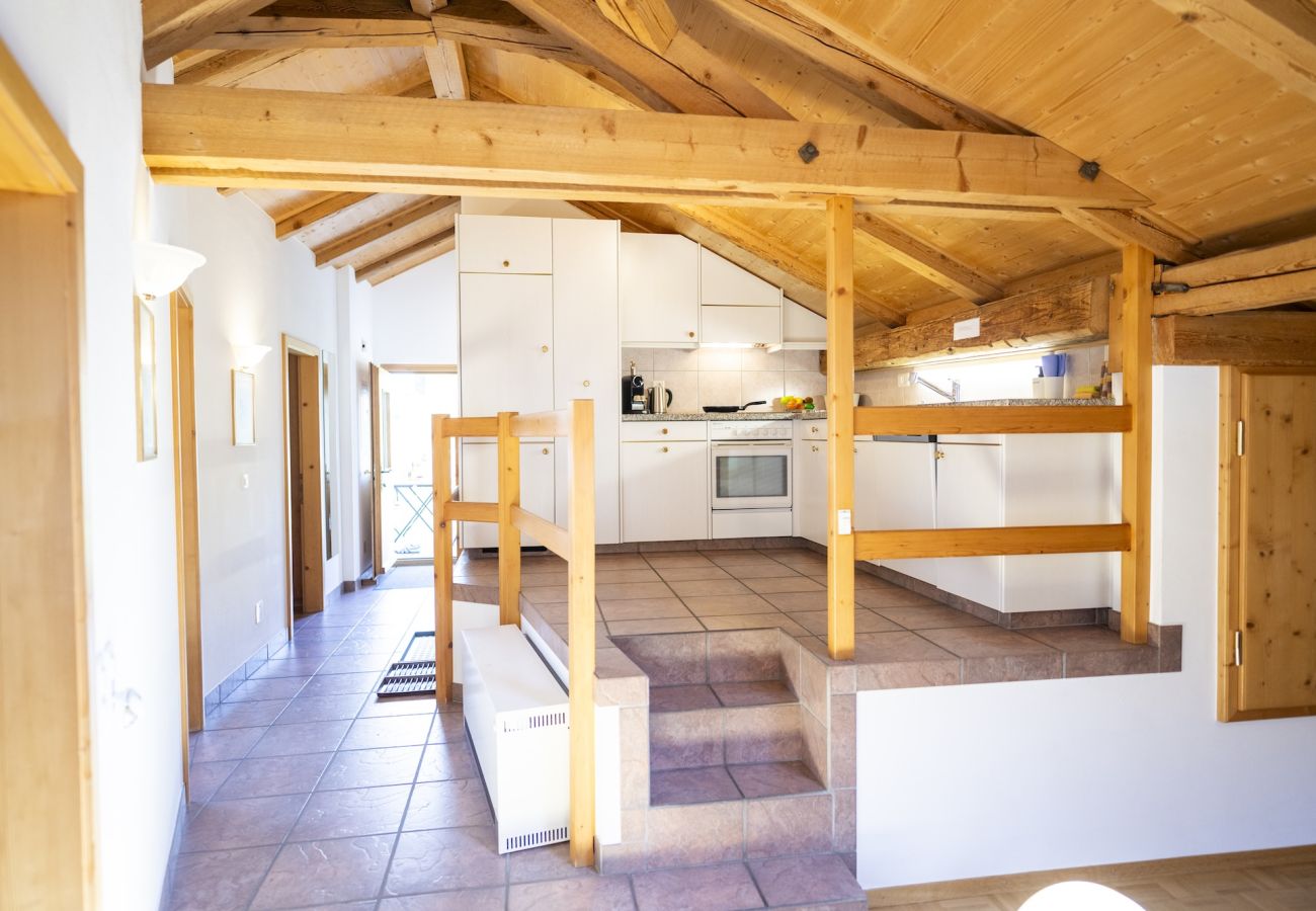 Ferienwohnung in Scuol - Chasa Porta 19:Praktische und gemütliche 3.5-Zimmer-Wohnung an zentraler Lage