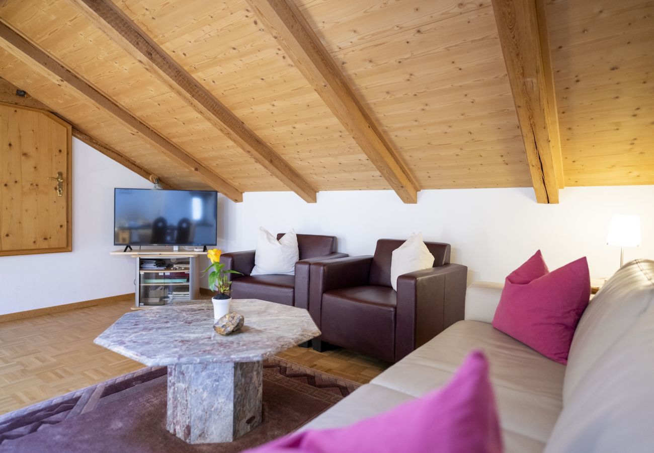 Ferienwohnung in Scuol - Chasa Porta 19:Praktische und gemütliche 3.5-Zimmer-Wohnung an zentraler Lage