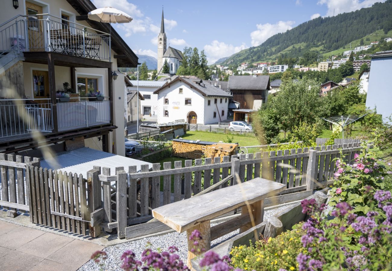 Ferienwohnung in Scuol - Chasa Porta 19:Praktische und gemütliche 3.5-Zimmer-Wohnung an zentraler Lage