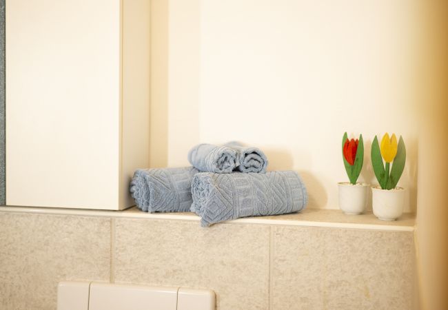 Studio in Ftan - Chasa Ulrica: Ruhige 1.5-Zimmerwohnung in Ftan mit Aussensitzplatz Studio in Ftan - Chasa Ulrica: Ruhige 1.5-Zimmerwohnung in Ftan mit Aussensitzplatz