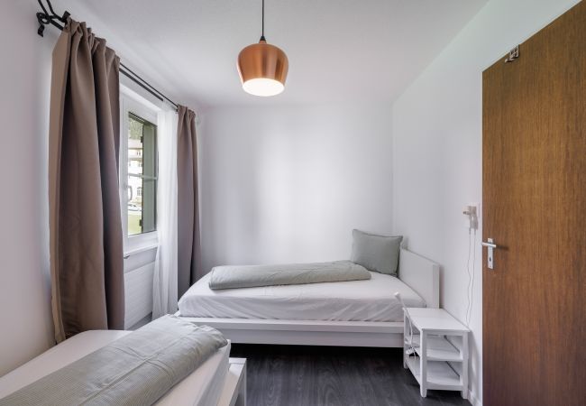 Ferienwohnung in Vulpera - Chasa Valbernard 4105: Grosszügige 3.5-Zimmerwohnung mit Komfort und Bergblick Ferienwohnung in Vulpera - Chasa Valbernard 4105: Grosszügige 3.5-Zimmerwohnung mit Komfort und Bergblick
