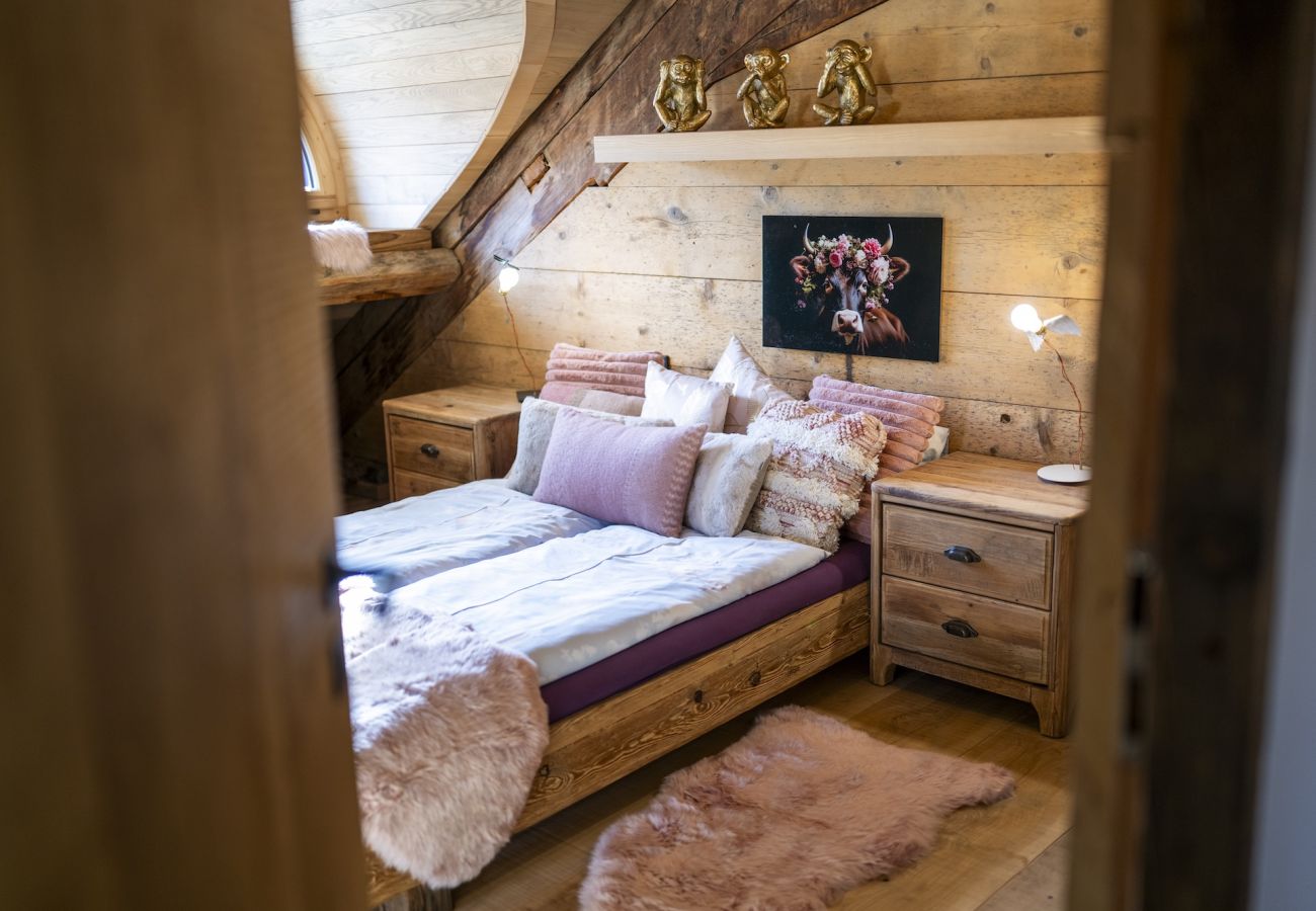 Chalet in Sent - Chasa Sentima – luxuriöser Engadiner Palazzo mit Panoramablick, Hotpot & Sauna direkt an der Talabfahrt 