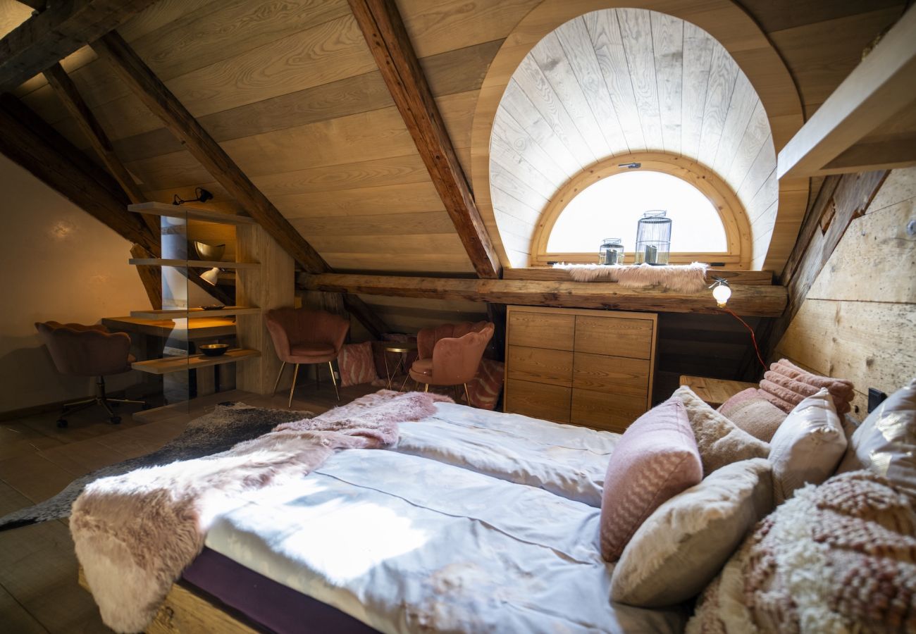 Chalet in Sent - Chasa Sentima – luxuriöser Engadiner Palazzo mit Panoramablick, Hotpot & Sauna direkt an der Talabfahrt 