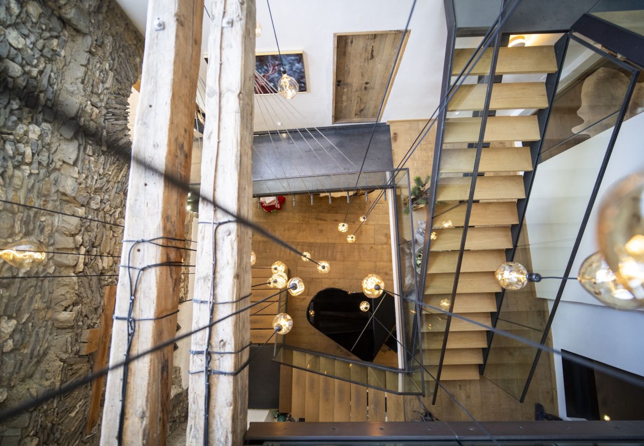 Chalet in Sent - Chasa Sentima – luxuriöser Engadiner Palazzo mit Panoramablick, Hotpot & Sauna direkt an der Talabfahrt 