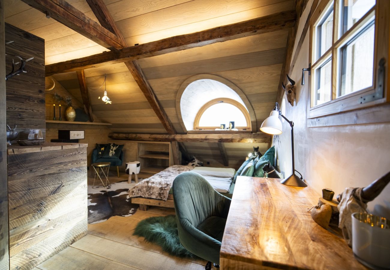 Chalet in Sent - Chasa Sentima – luxuriöser Engadiner Palazzo mit Panoramablick, Hotpot & Sauna direkt an der Talabfahrt 