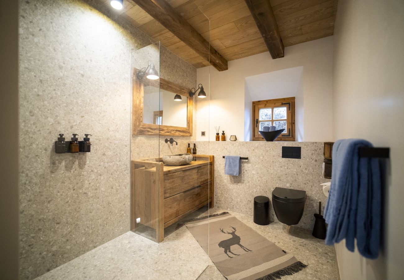 Chalet in Sent - Chasa Sentima – luxuriöser Engadiner Palazzo mit Panoramablick, Hotpot & Sauna direkt an der Talabfahrt 