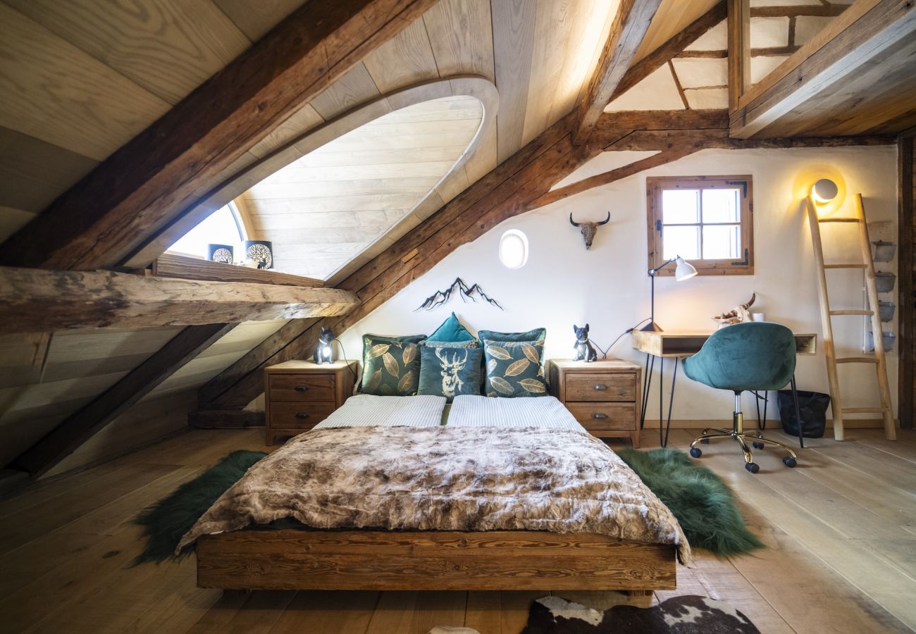 Chalet in Sent - Chasa Sentima – luxuriöser Engadiner Palazzo mit Panoramablick, Hotpot & Sauna direkt an der Talabfahrt 