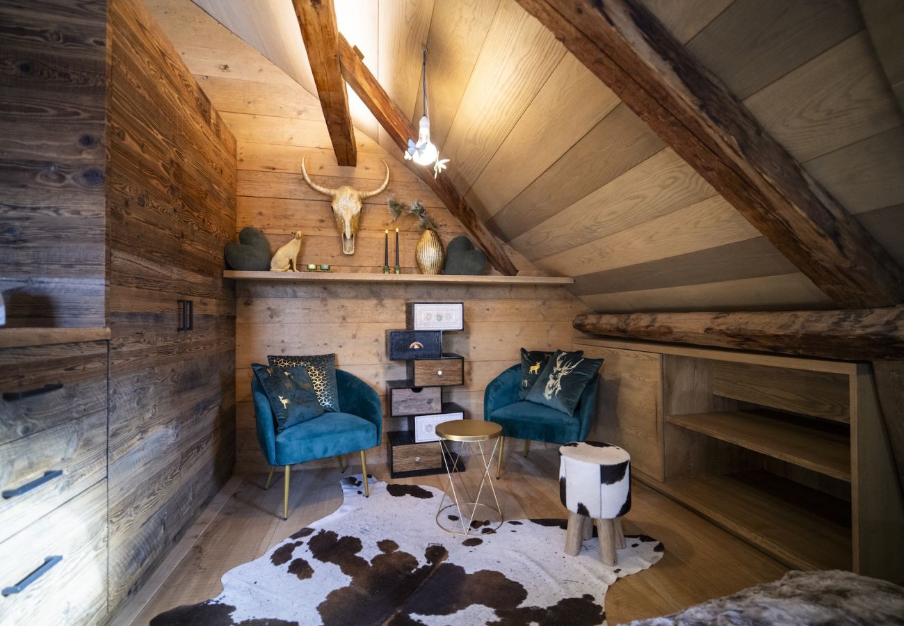 Chalet in Sent - Chasa Sentima – luxuriöser Engadiner Palazzo mit Panoramablick, Hotpot & Sauna direkt an der Talabfahrt 