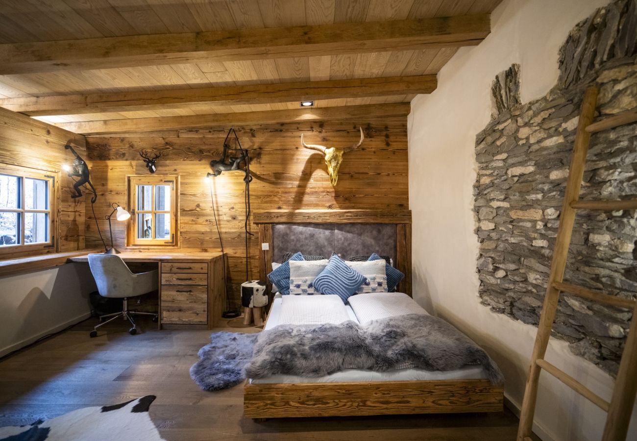 Chalet in Sent - Chasa Sentima – luxuriöser Engadiner Palazzo mit Panoramablick, Hotpot & Sauna direkt an der Talabfahrt 