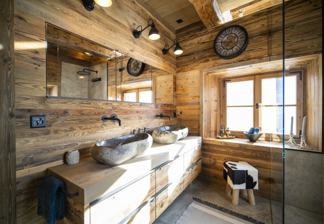 Chalet in Sent - Chasa Sentima – luxuriöser Engadiner Palazzo mit Panoramablick, Hotpot & Sauna direkt an der Talabfahrt 