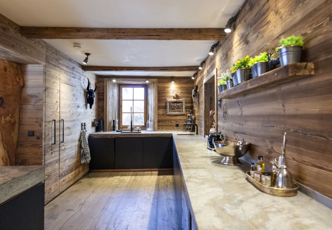 Chalet in Sent - Chasa Sentima – luxuriöser Engadiner Palazzo mit Panoramablick, Hotpot & Sauna direkt an der Talabfahrt 