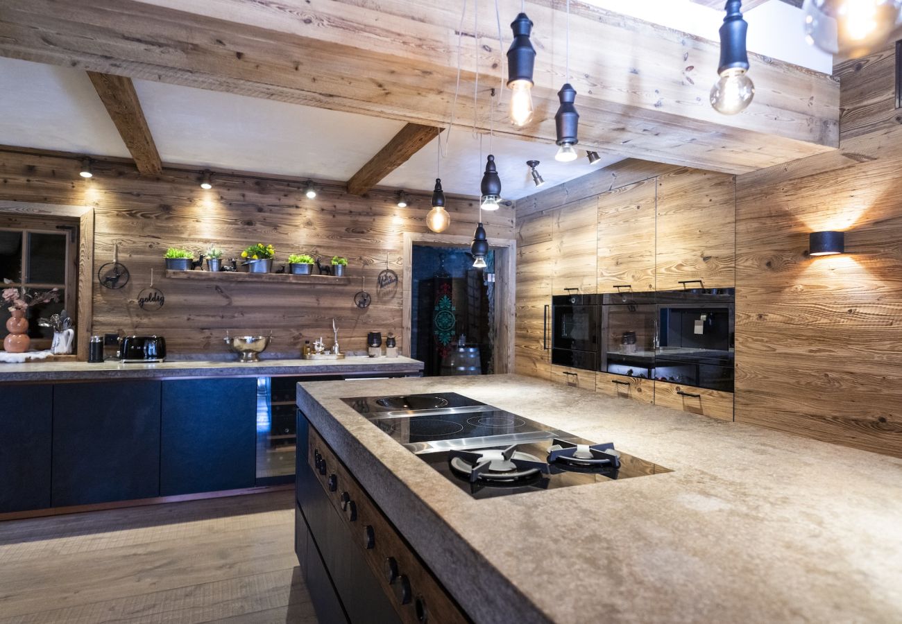 Chalet in Sent - Chasa Sentima – luxuriöser Engadiner Palazzo mit Panoramablick, Hotpot & Sauna direkt an der Talabfahrt 