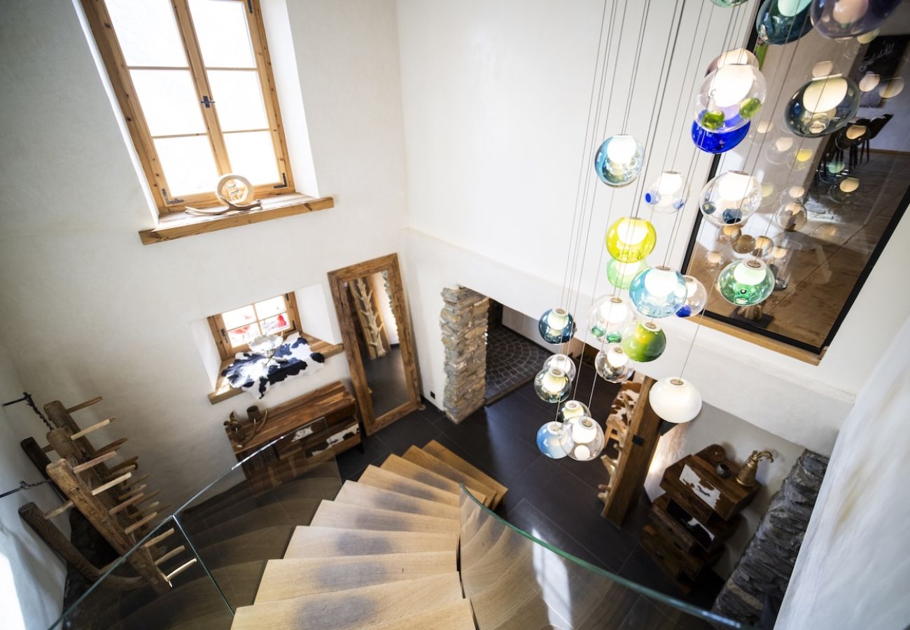 Chalet in Sent - Chasa Sentima – luxuriöser Engadiner Palazzo mit Panoramablick, Hotpot & Sauna direkt an der Talabfahrt 