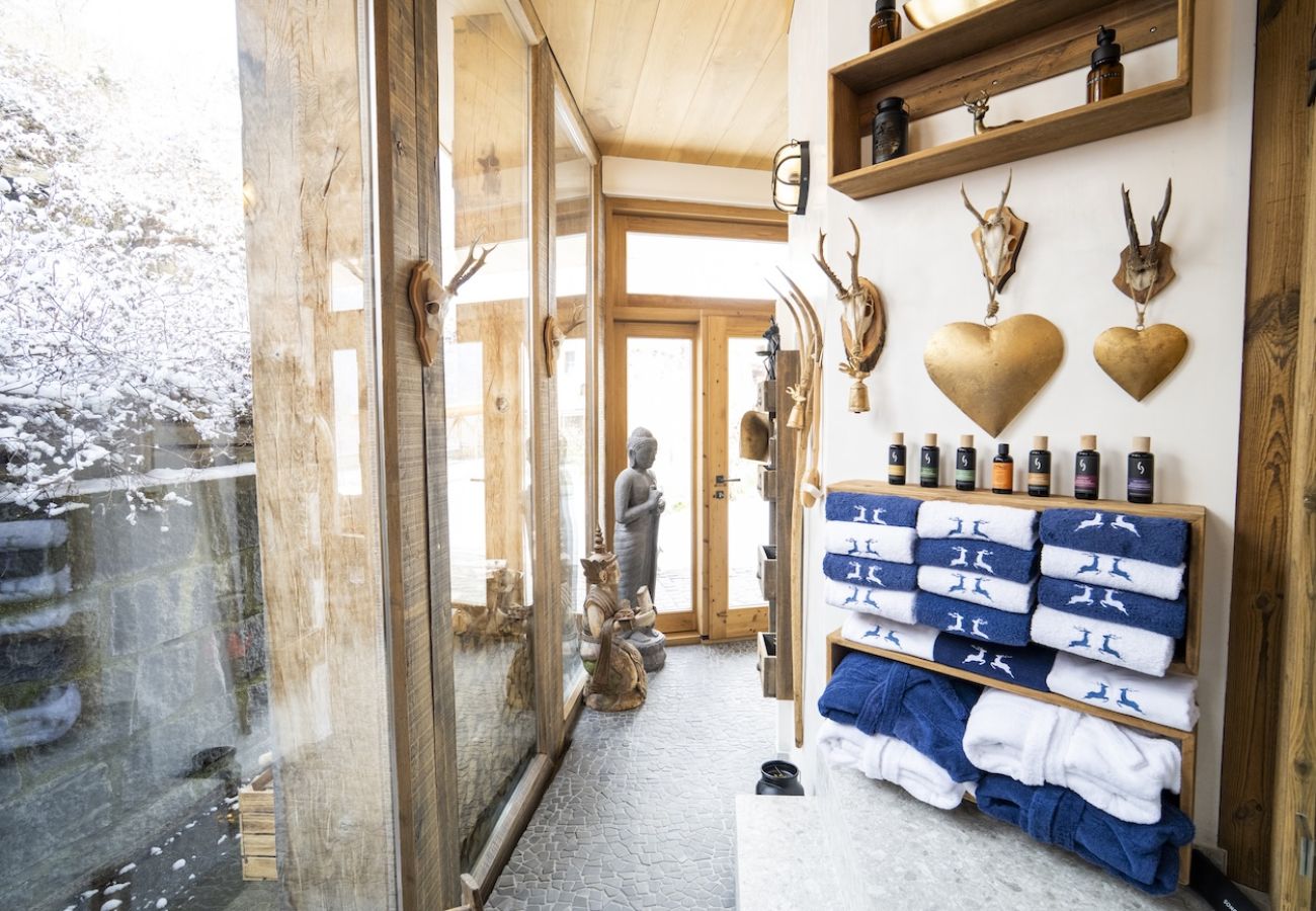 Chalet in Sent - Chasa Sentima – luxuriöser Engadiner Palazzo mit Panoramablick, Hotpot & Sauna direkt an der Talabfahrt 