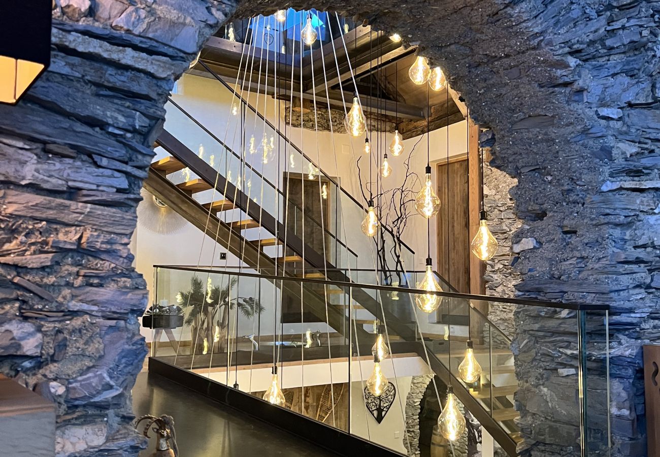 Chalet in Sent - Chasa Sentima – luxuriöser Engadiner Villa mit Panoramablick, Hotpot & Sauna