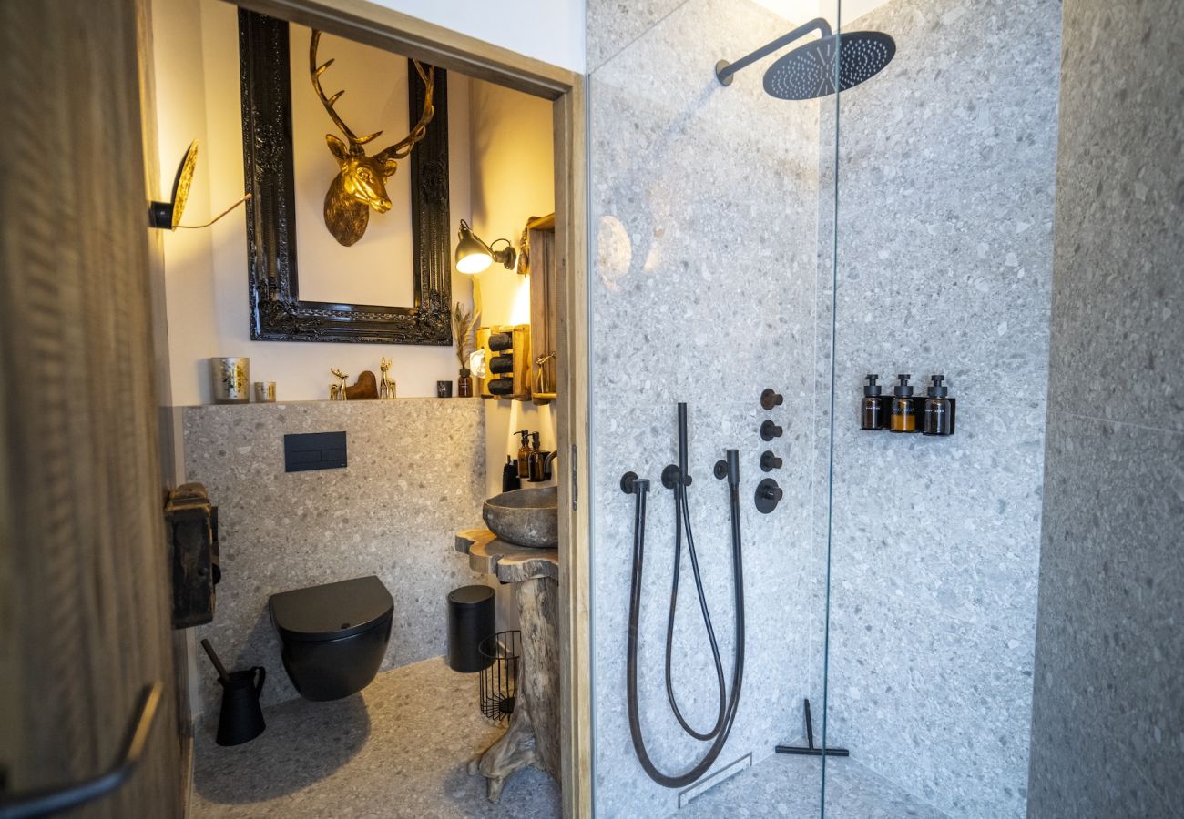 Chalet in Sent - Chasa Sentima – luxuriöser Engadiner Villa mit Panoramablick, Hotpot & Sauna