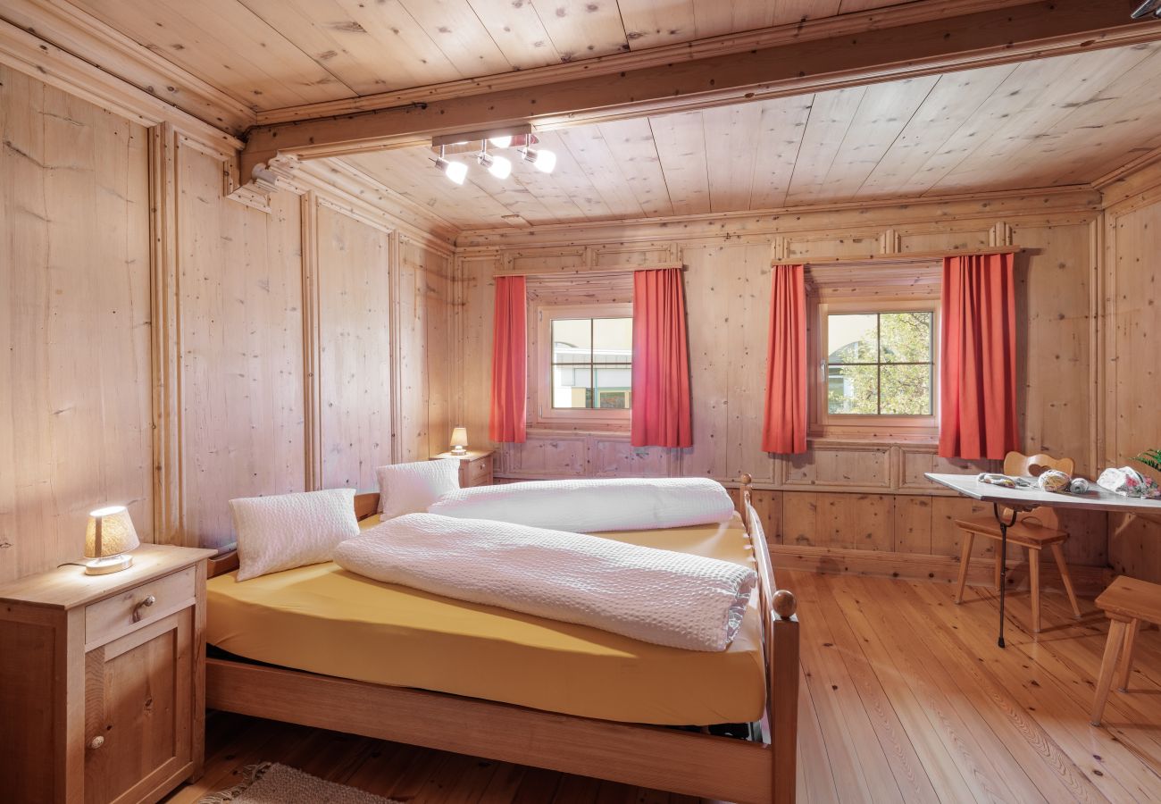 Ferienwohnung in Scuol - Chasa Marugg: Gemütliche 3.5-Zimmerwohnung direkt beim Engadin Bad Scuol