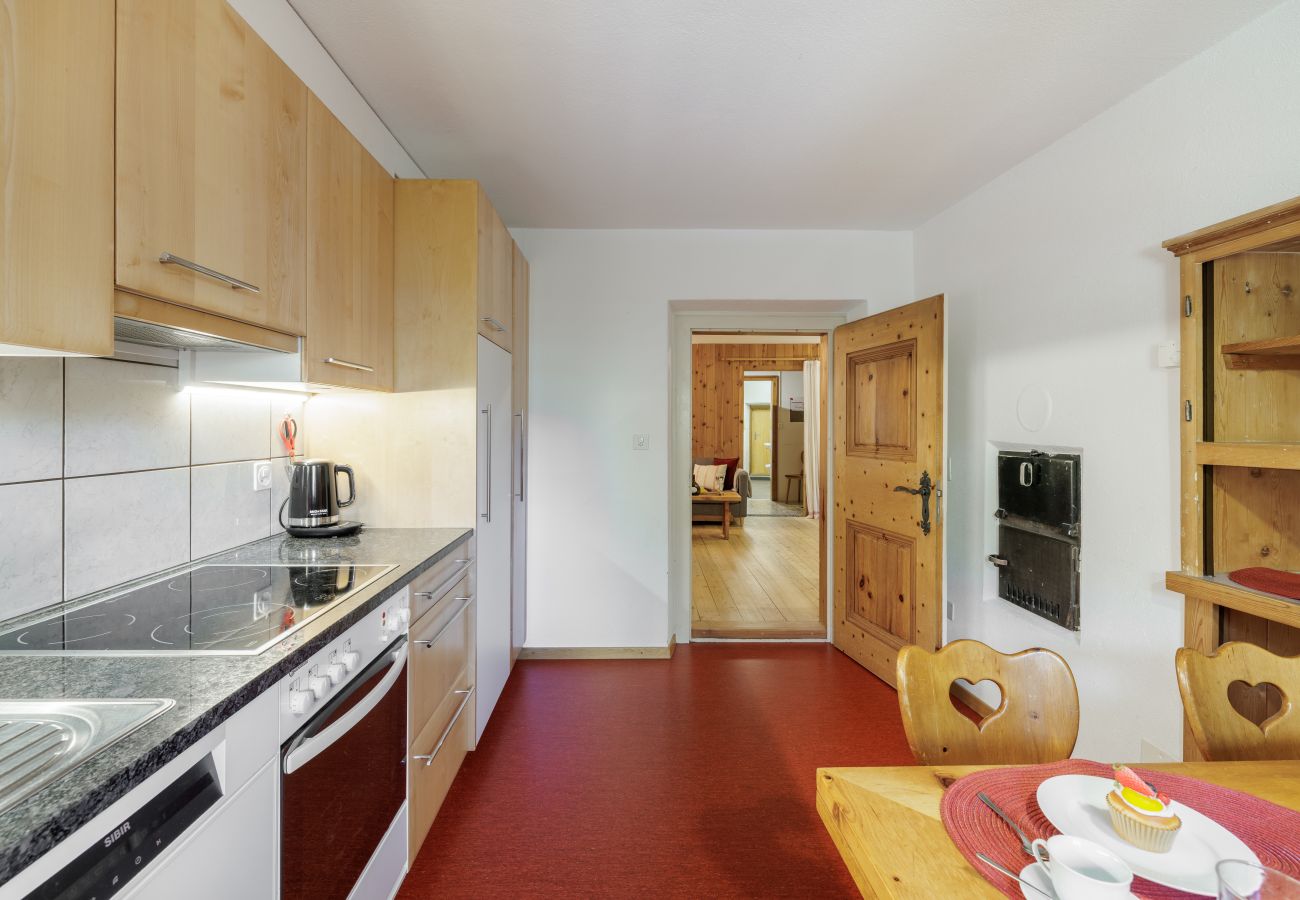 Ferienwohnung in Scuol - Chasa Marugg: Gemütliche 3.5-Zimmerwohnung direkt beim Engadin Bad Scuol