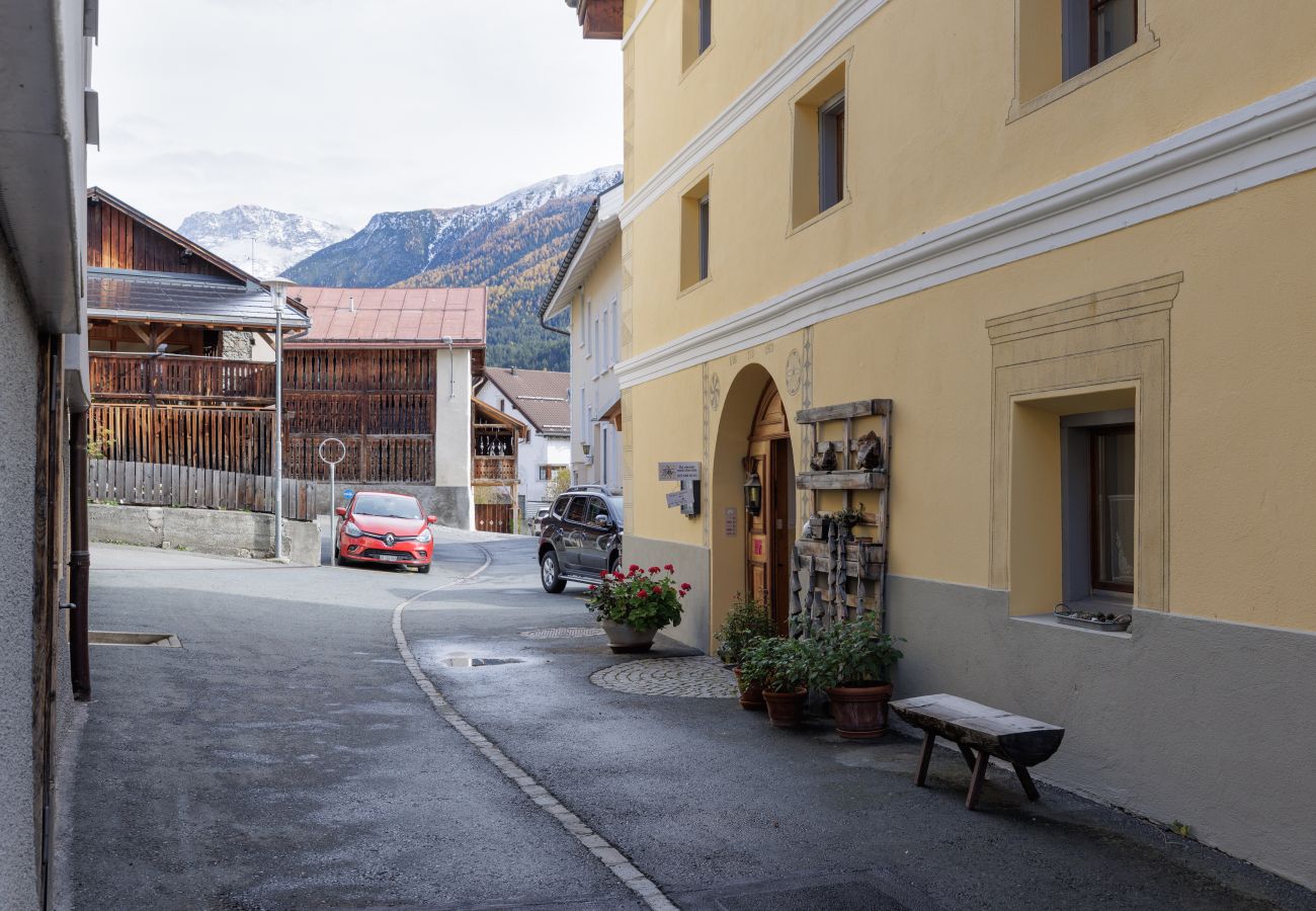 Ferienwohnung in Scuol - Chasa Marugg: Gemütliche 3.5-Zimmerwohnung direkt beim Engadin Bad Scuol