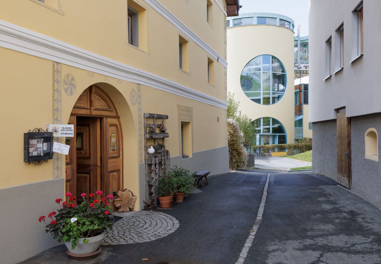 Ferienwohnung in Scuol - Chasa Marugg: Gemütliche 3.5-Zimmerwohnung direkt beim Engadin Bad Scuol