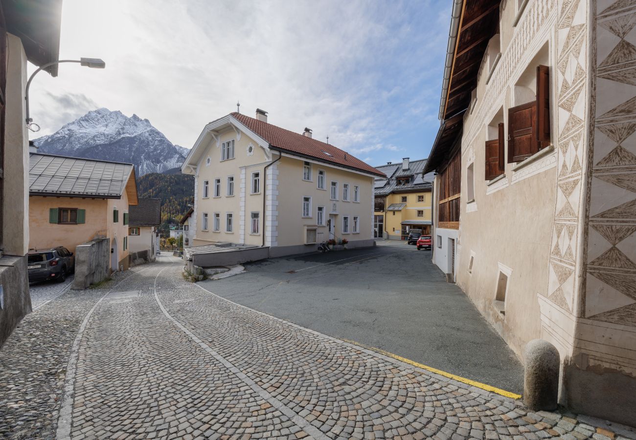 Ferienwohnung in Scuol - Chasa Marugg: Gemütliche 3.5-Zimmerwohnung direkt beim Engadin Bad Scuol