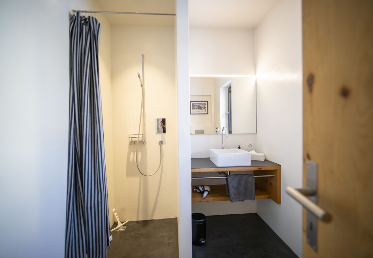 Ferienwohnung in Sent - Chasa Vital - Hochwertige Ferienwohnung mit elegantem Ambiente in Sent